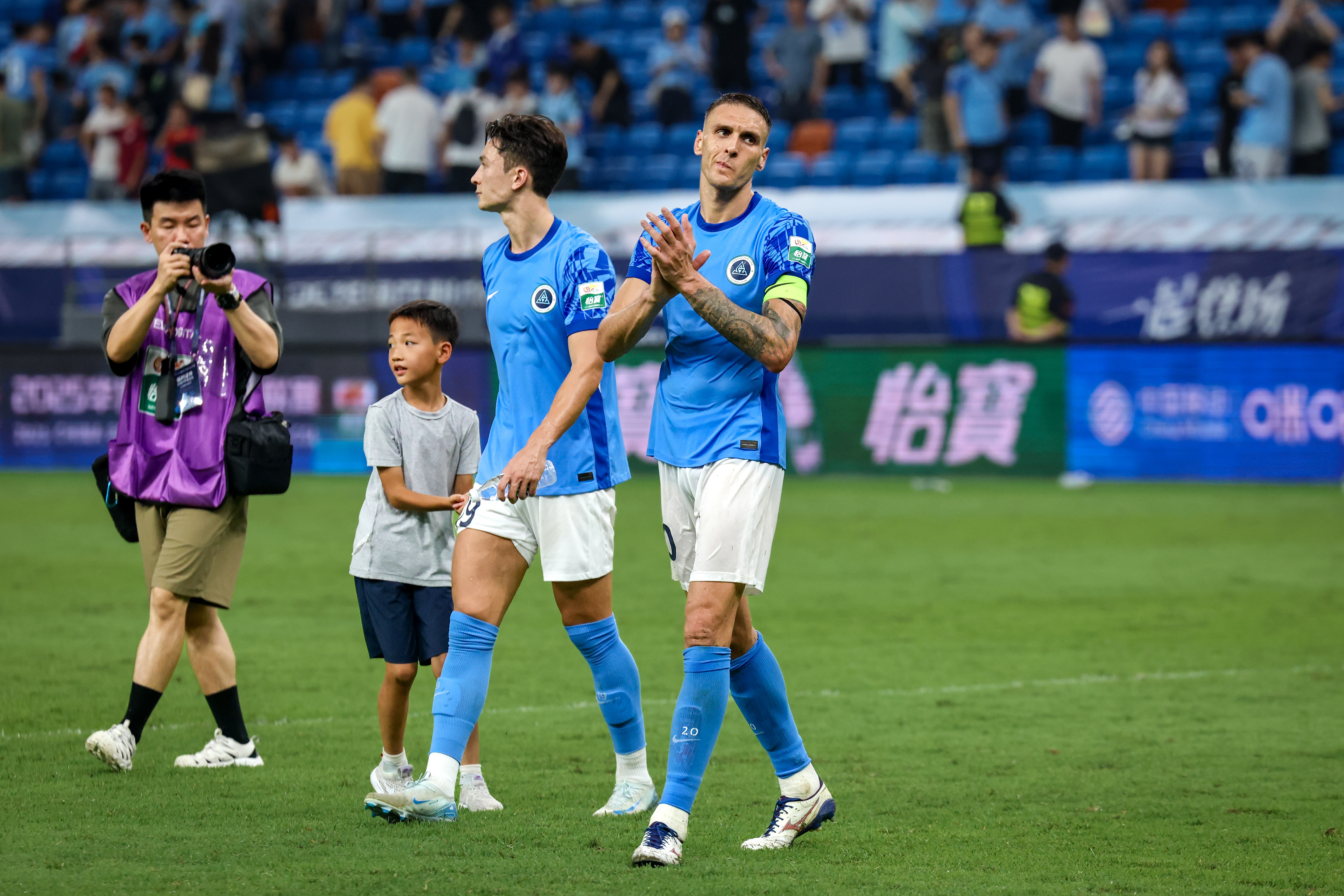 浙江队强势反弹备战CBA季后赛成都蓉城围绕葡超复出首秀,这操作让人直呼:风云突变托特纳姆赛后伤情更新 浙江队强势反弹备战CBA季后赛成都蓉城围绕葡超复出首秀,这操作让人直呼:风云突变托特纳姆赛后伤情更新